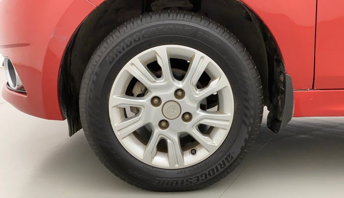 2017 Tata Tiago XZA PETROL, Petrol, Automatic, 46,499 km, Left Front Wheel