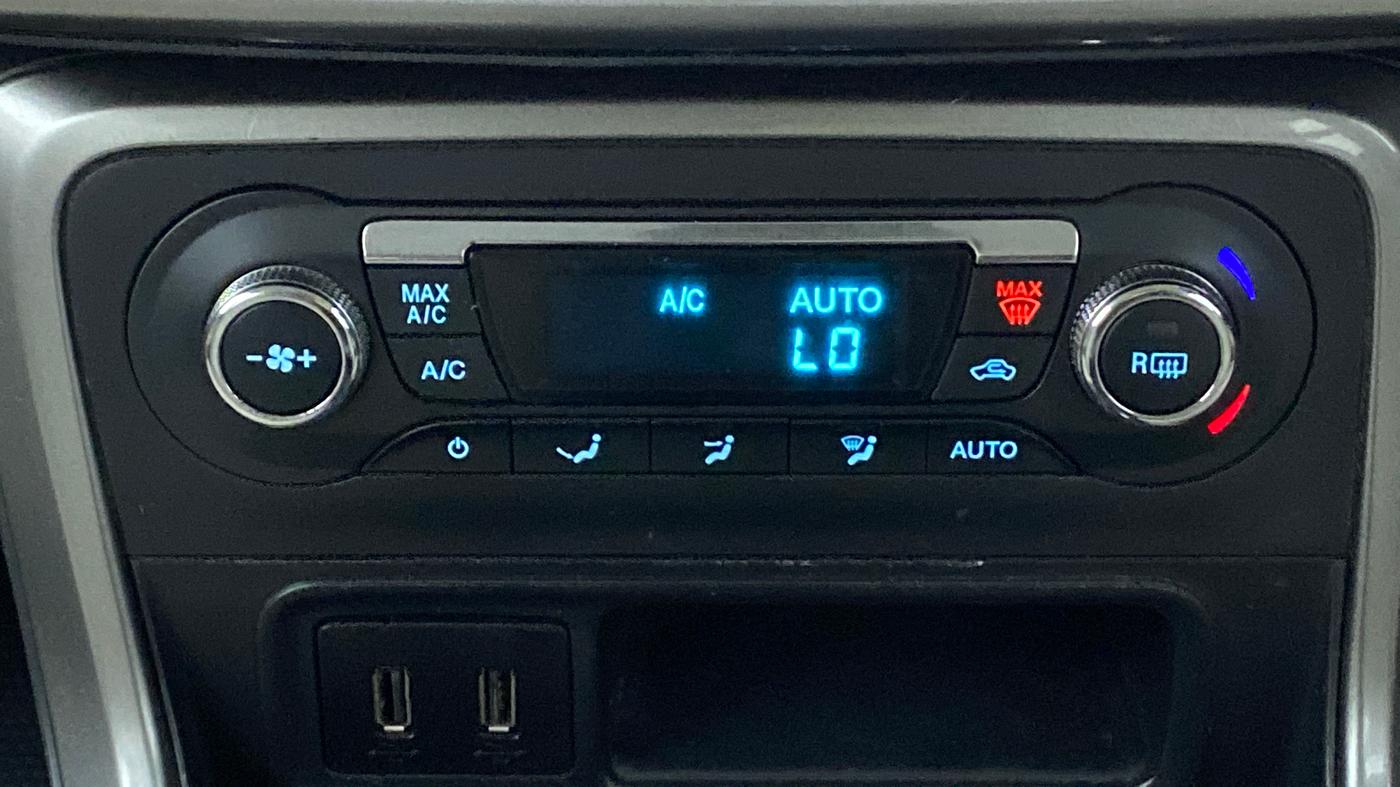 2020 Ford Ecosport TITANIUM 1.5L DIESEL, Diesel, Manual, 50,680 km, Automatic Climate Control