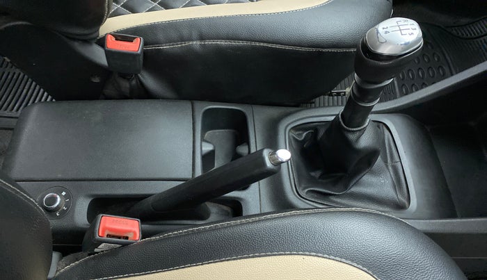 2019 Renault TRIBER 1.0 RXZ, Petrol, Manual, 50,027 km, Gear Lever