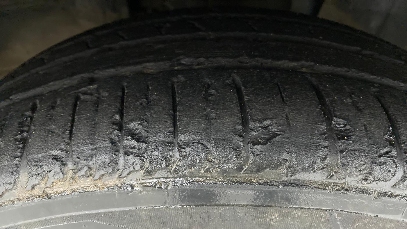 2019 Renault TRIBER 1.0 RXZ, Petrol, Manual, 50,027 km, Right Front Tyre Tread