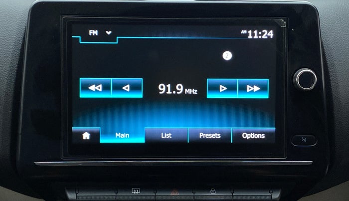 2019 Renault TRIBER 1.0 RXZ, Petrol, Manual, 50,027 km, Infotainment System