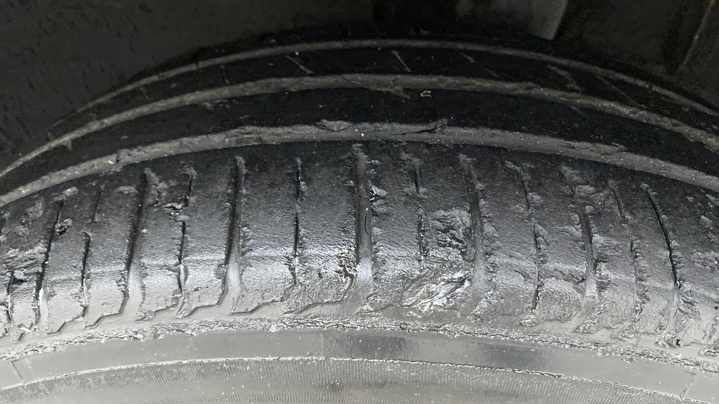 2019 Renault TRIBER 1.0 RXZ, Petrol, Manual, 50,027 km, Left Rear Tyre Tread