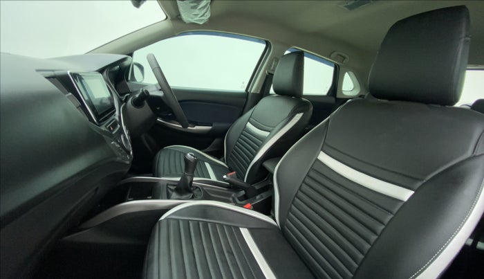 2022 Toyota Glanza V, Petrol, Manual, 25,720 km, Right Side Front Door Cabin