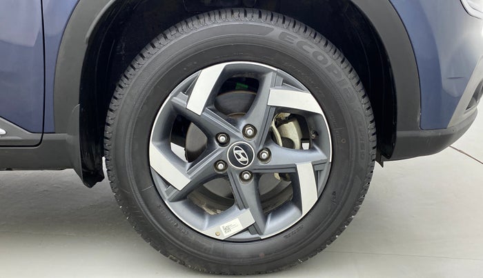 2021 Hyundai VENUE S+ 1.2, Petrol, Manual, 15,739 km, Right Front Wheel