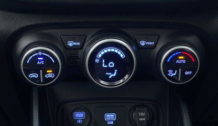 2021 Hyundai VENUE S+ 1.2, Petrol, Manual, 15,739 km, Automatic Climate Control