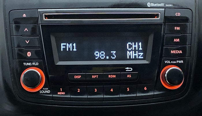 2017 Maruti Dzire VDI, Diesel, Manual, 48,207 km, Infotainment System