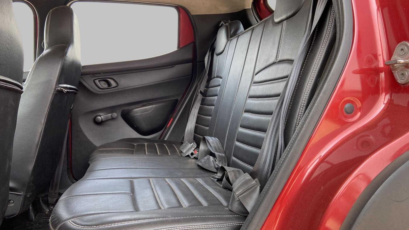2018 Renault Kwid RXT Opt, Petrol, Manual, 60,647 km, Right Side Rear Door Cabin