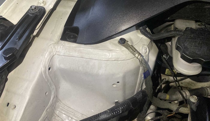2017 Hyundai Elite i20 ASTA 1.2, Petrol, Manual, 32,810 km, Right Apron - Apron is partially repaired