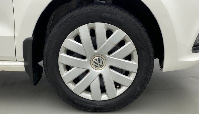 2018 Volkswagen Polo COMFORTLINE 1.0 PETROL, Petrol, Manual, 51,465 km, Right Front Wheel