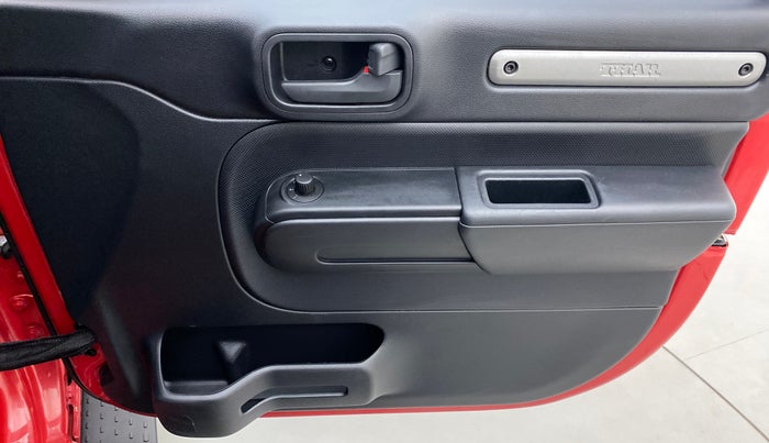 2021 Mahindra Thar LX PETROL HT 4WD AT, Petrol, Automatic, 10,507 km, Driver Side Door Panels Control