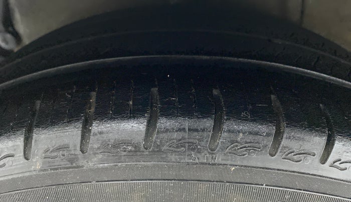 2020 Hyundai AURA S 1.2 AMT, Petrol, Automatic, 99,334 km, Right Rear Tyre Tread