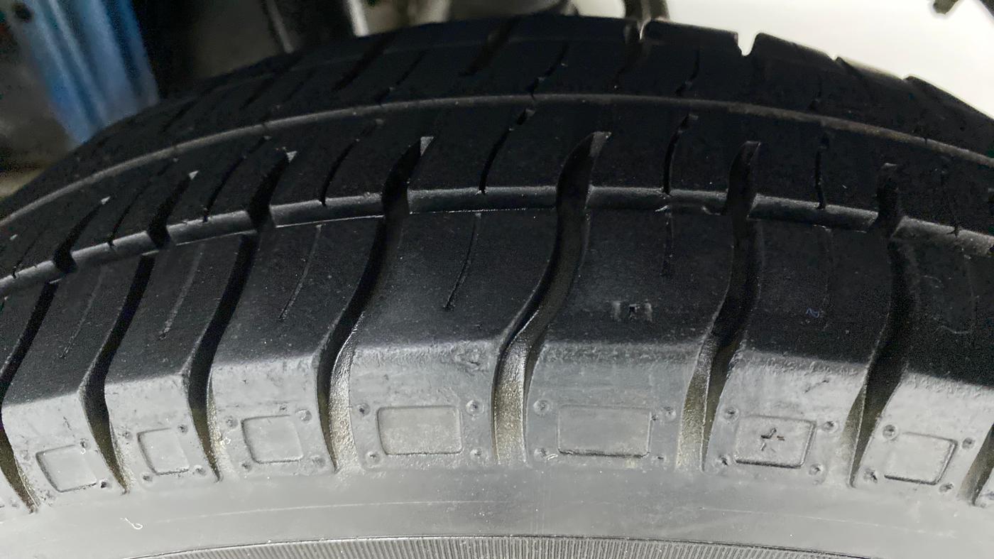 2018 Maruti Alto 800 VXI, Petrol, Manual, 34,022 km, Left Rear Tyre Tread