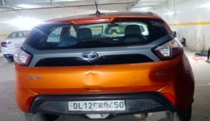 2019 Tata NEXON XMA PETROL, Petrol, Automatic, 38,643 km, Dicky (Boot door) - Slightly dented