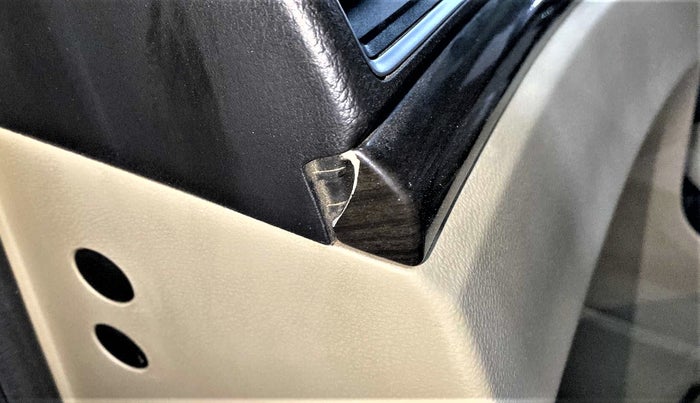 2015 Maruti Ciaz VDI+ SHVS, Diesel, Manual, 51,964 km, Dashboard - Minor damage