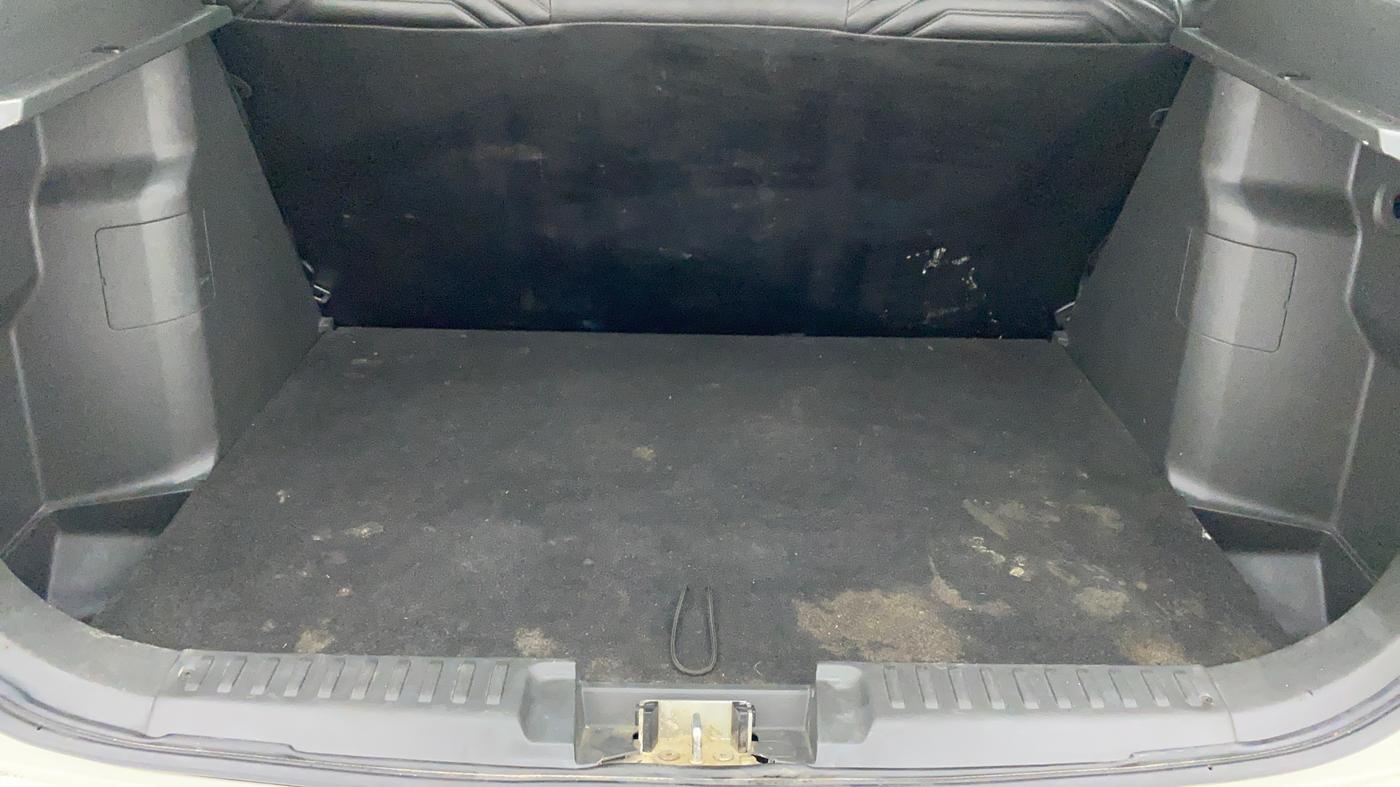 2018 Maruti Vitara Brezza VDI OPT, Diesel, Manual, 43,109 km, Boot Inside