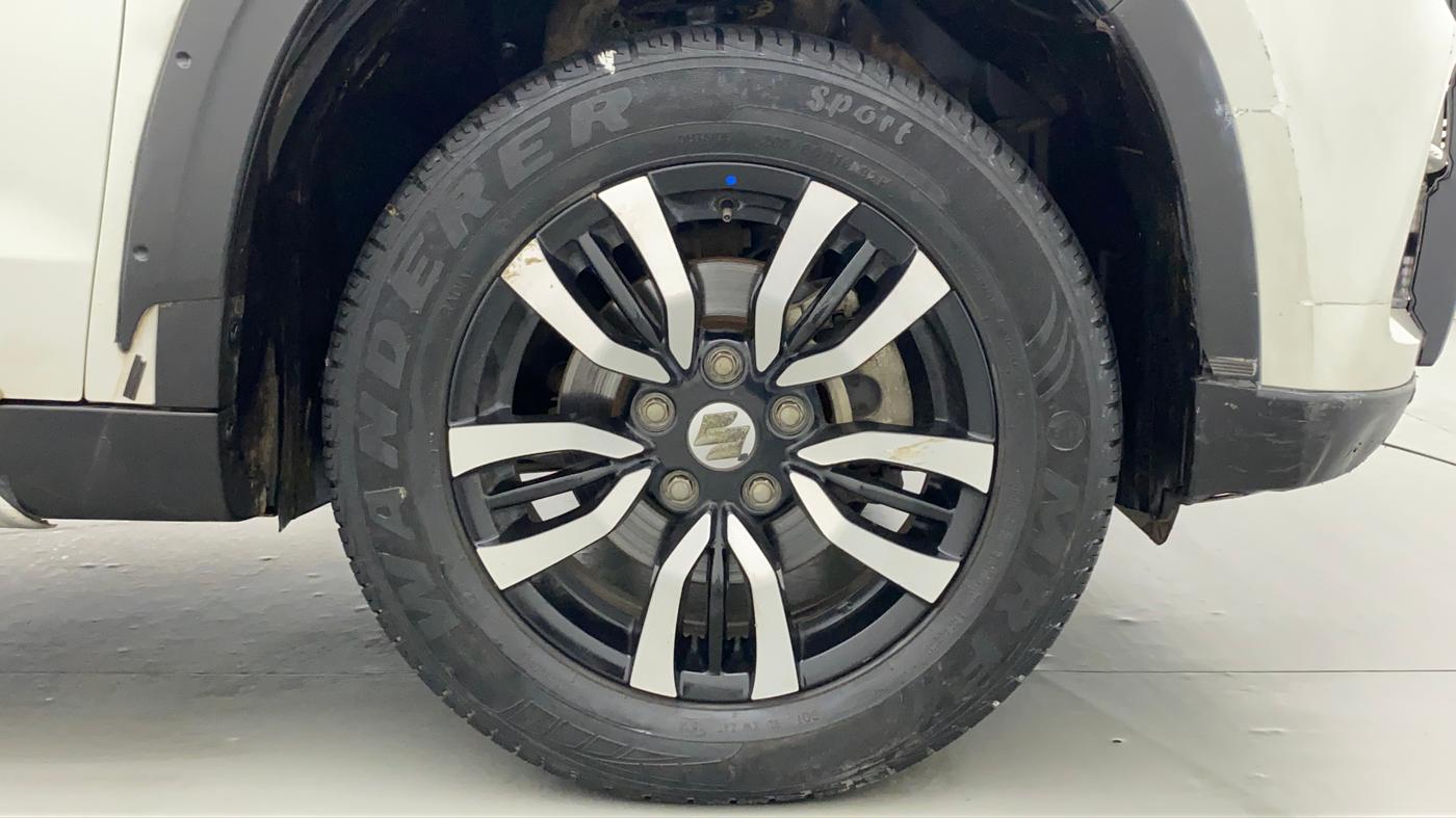 2018 Maruti Vitara Brezza VDI OPT, Diesel, Manual, 43,109 km, Right Front Wheel
