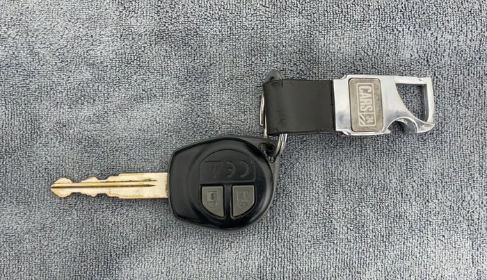 2018 Maruti Vitara Brezza VDI OPT, Diesel, Manual, 43,109 km, Key Close Up