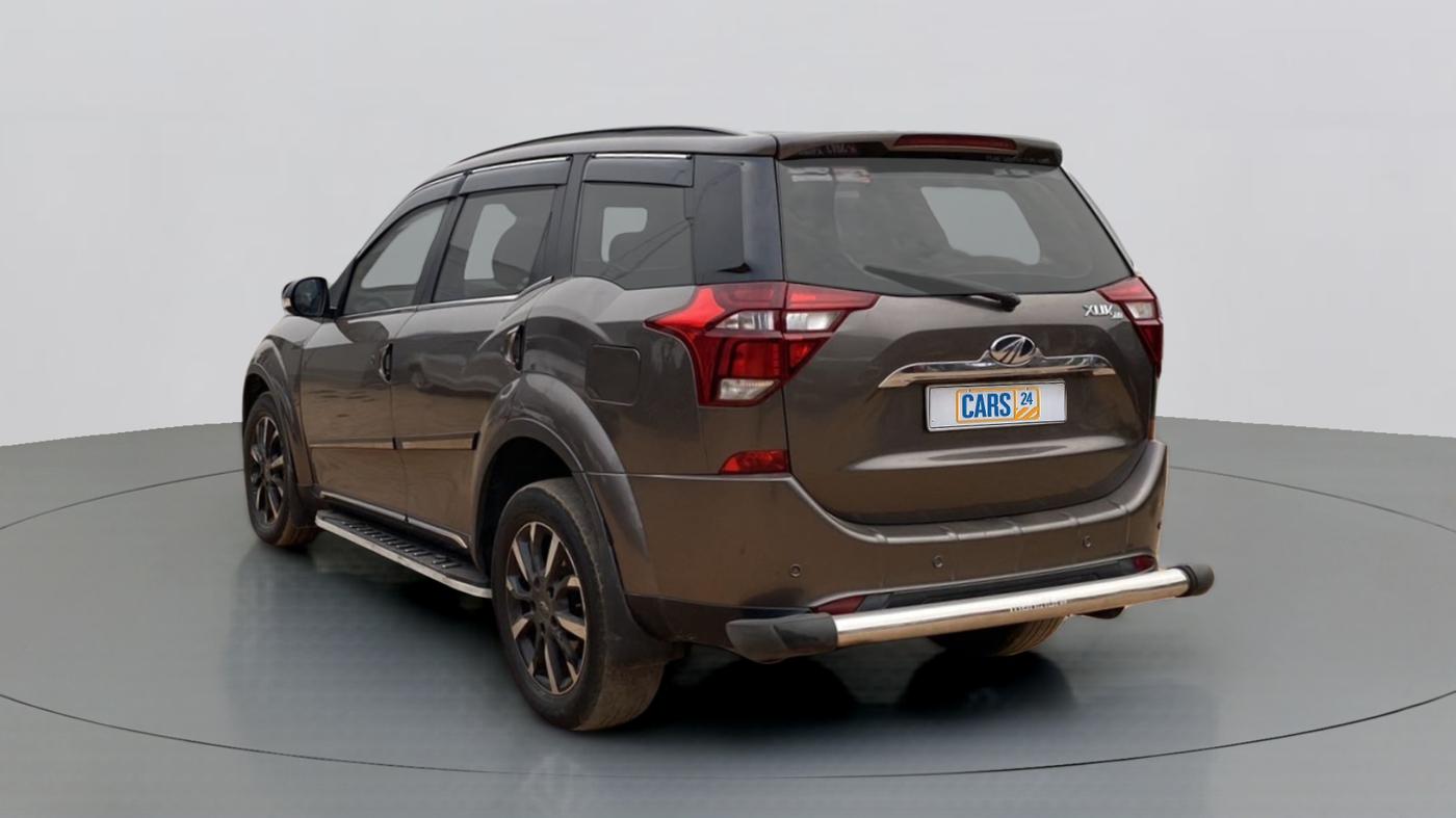 2019 Mahindra XUV500 W11, Diesel, Manual, 83,636 km, Left Back Diagonal