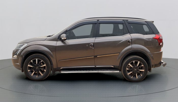 2019 Mahindra XUV500 W11, Diesel, Manual, 83,636 km, Left Side