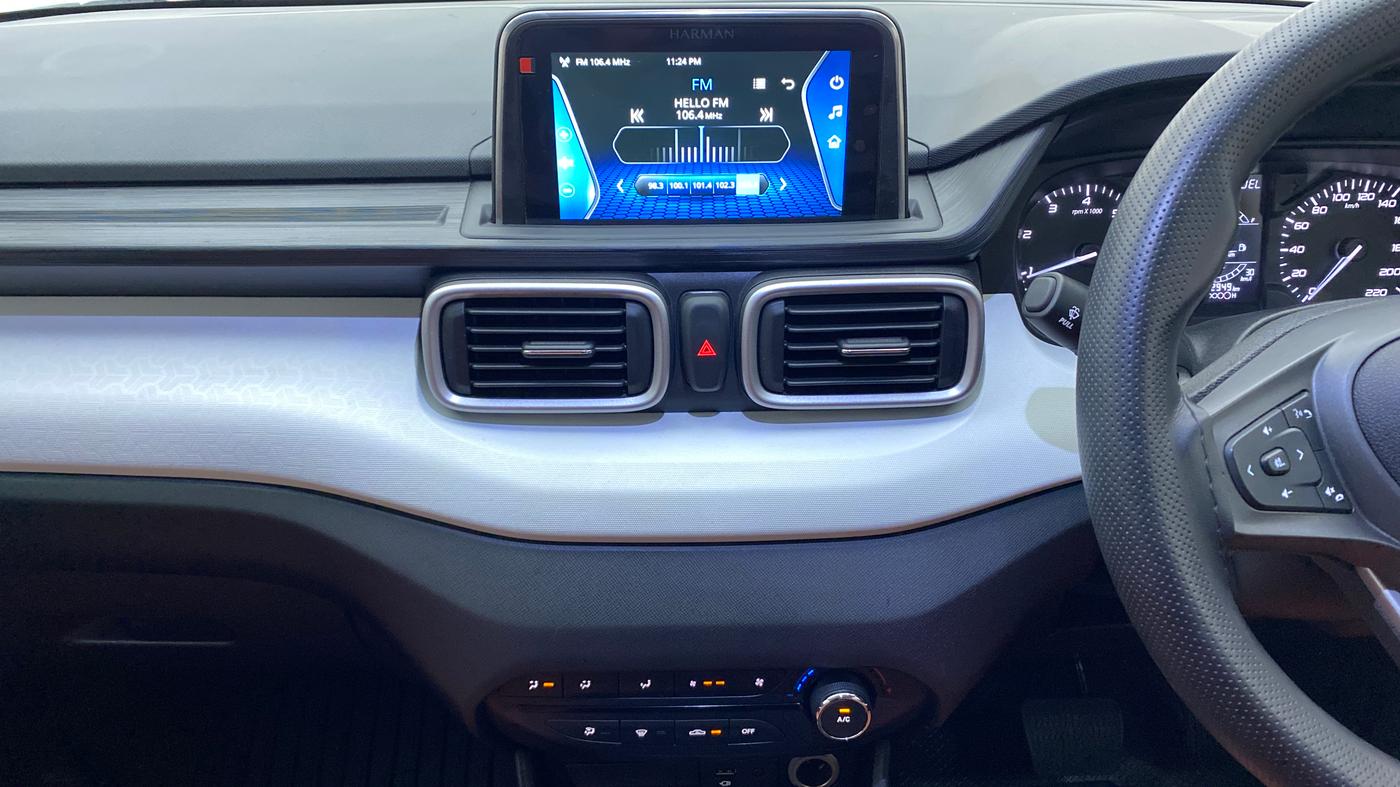 2022 Tata PUNCH ACCOMPLISHED AMT, Petrol, Automatic, 2,949 km, Air Conditioner