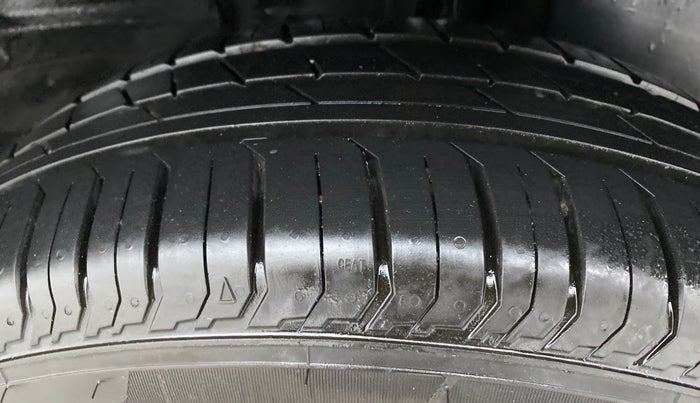 2022 Tata PUNCH ACCOMPLISHED AMT, Petrol, Automatic, 2,949 km, Left Rear Tyre Tread