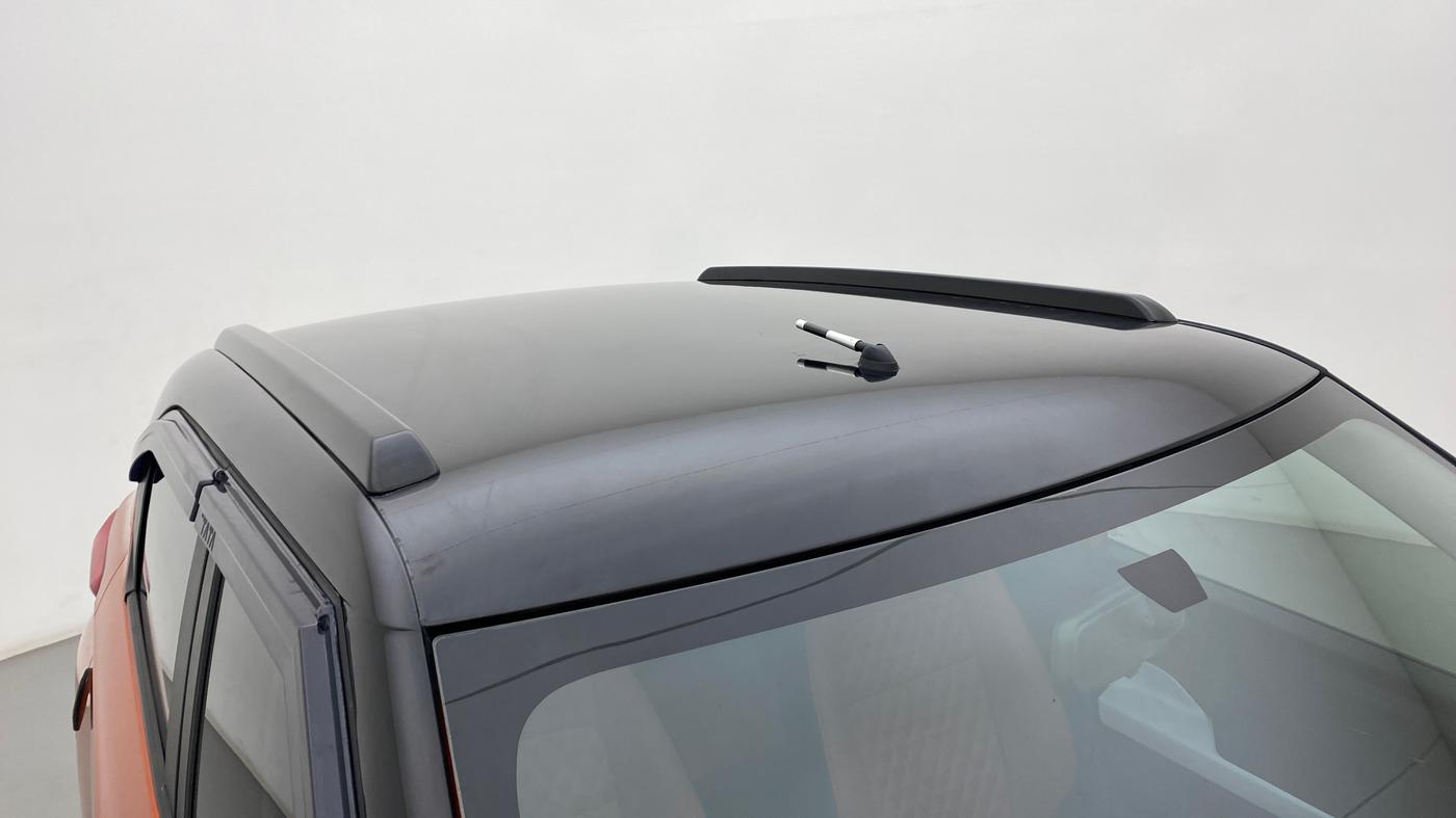 2022 Tata PUNCH ACCOMPLISHED AMT, Petrol, Automatic, 2,949 km, Roof