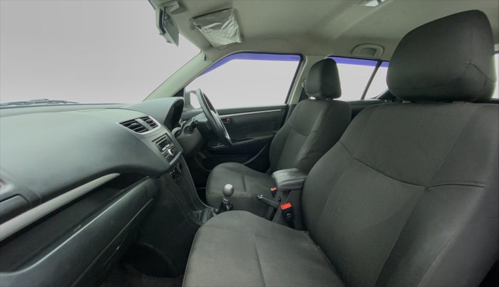 2016 Maruti Swift LXI (O), Petrol, Manual, 49,414 km, Right Side Front Door Cabin