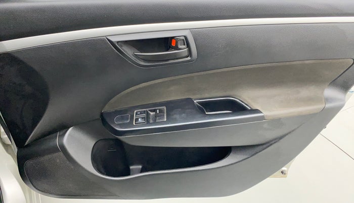 2016 Maruti Swift LXI (O), Petrol, Manual, 49,414 km, Driver Side Door Panels Control