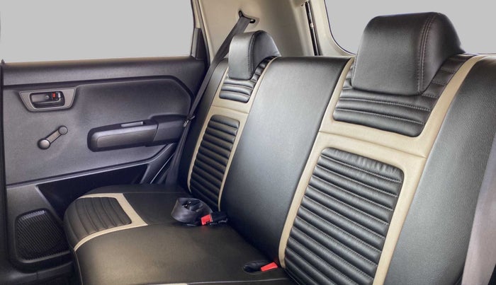 2020 Maruti New Wagon-R LXI CNG 1.0, CNG, Manual, 42,649 km, Right Side Rear Door Cabin