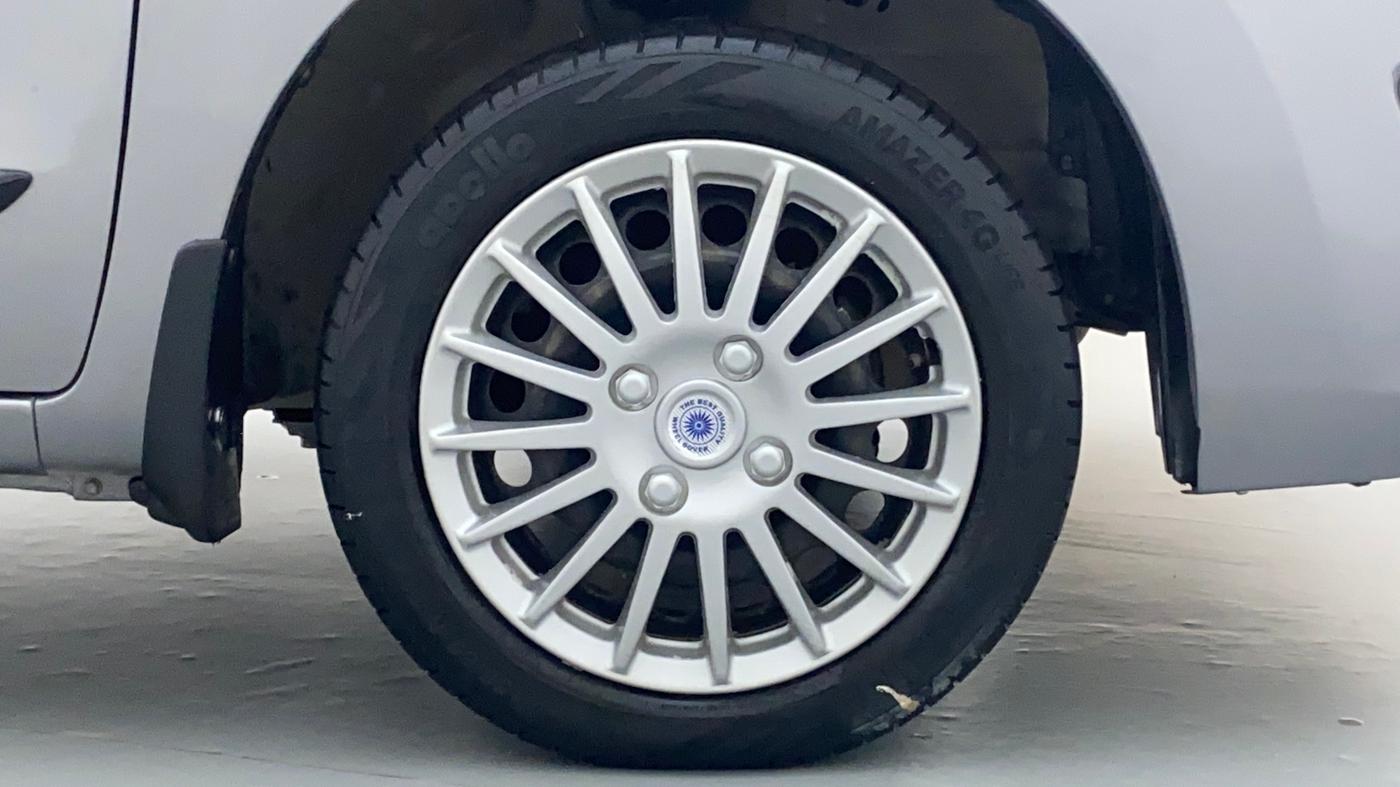 2017 Maruti Wagon R 1.0 VXI, Petrol, Manual, 91,681 km, Right Front Wheel