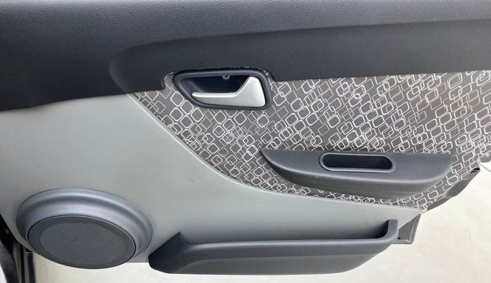 2018 Maruti Alto 800 LXI, Petrol, Manual, 36,536 km, Driver Side Door Panels Control