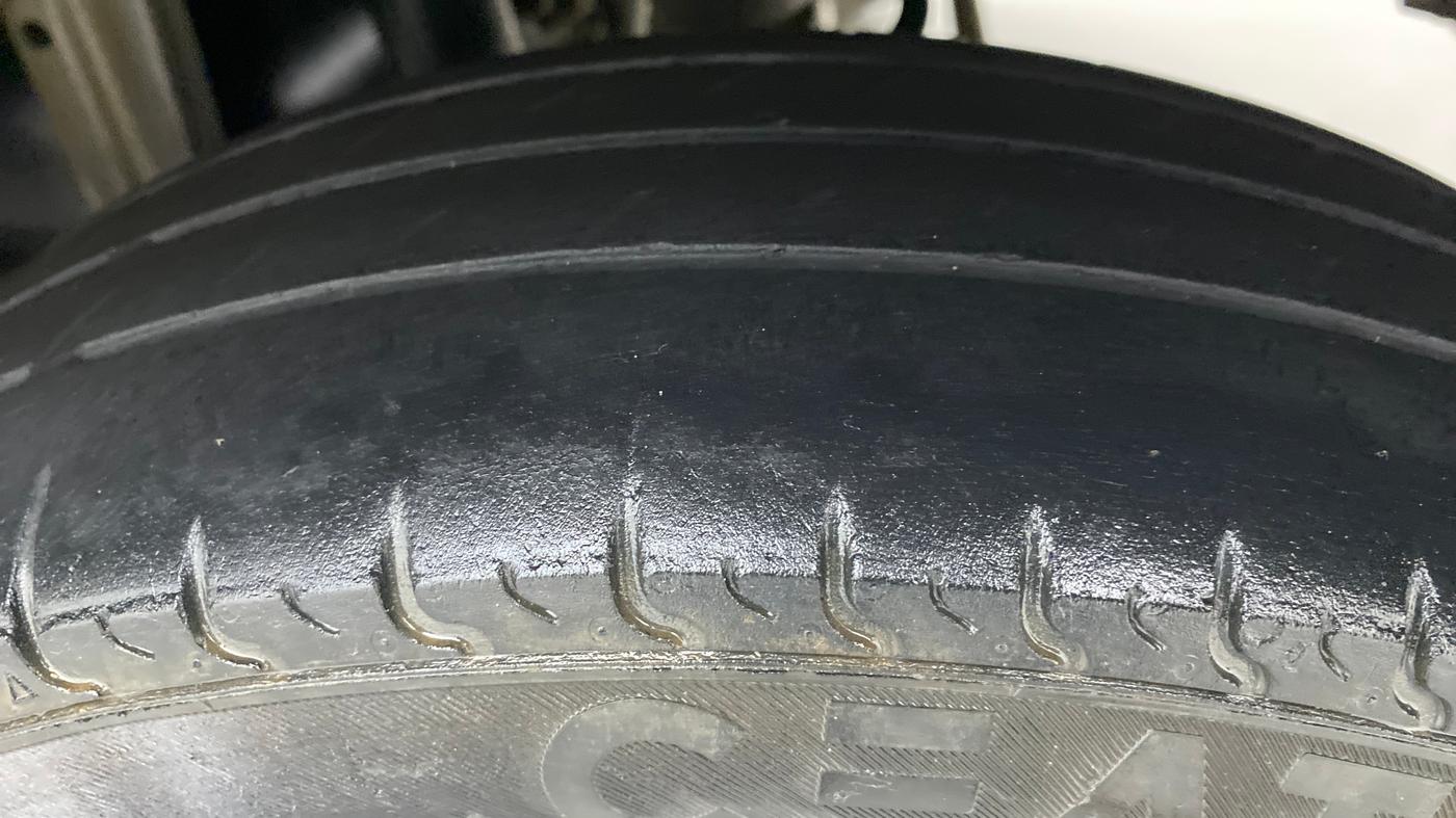 2018 Maruti Alto 800 LXI, Petrol, Manual, 36,536 km, Left Rear Tyre Tread