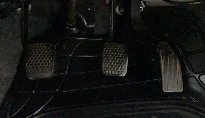 2019 Maruti Alto K10 LXI CNG (AIRBAG), CNG, Manual, 56,896 km, Pedals