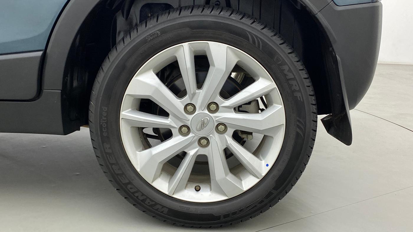 2021 Mahindra XUV300 W8 1.2 PETROL, Petrol, Manual, 13,089 km, Left Rear Wheel