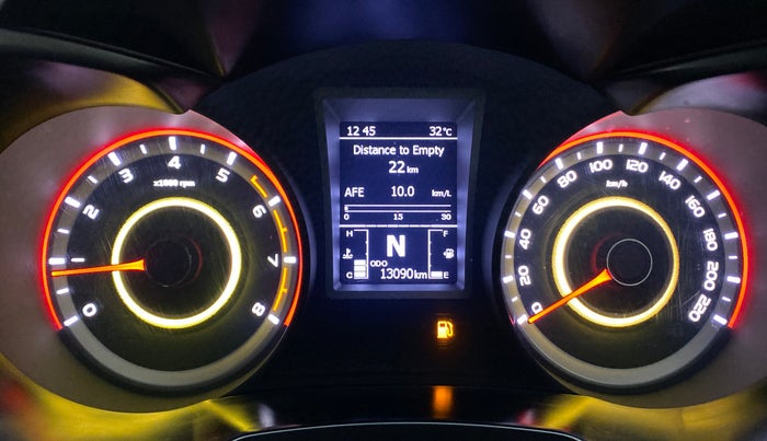 2021 Mahindra XUV300 W8 1.2 PETROL, Petrol, Manual, 13,089 km, Odometer Image