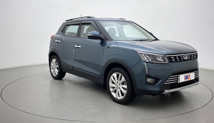 2021 Mahindra XUV300 W8 1.2 PETROL, Petrol, Manual, 13,089 km, Right Front Diagonal