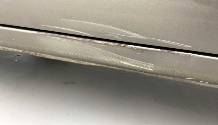 2019 Maruti New Wagon-R LXI CNG 1.0, CNG, Manual, 74,173 km, Left running board - Slight discoloration