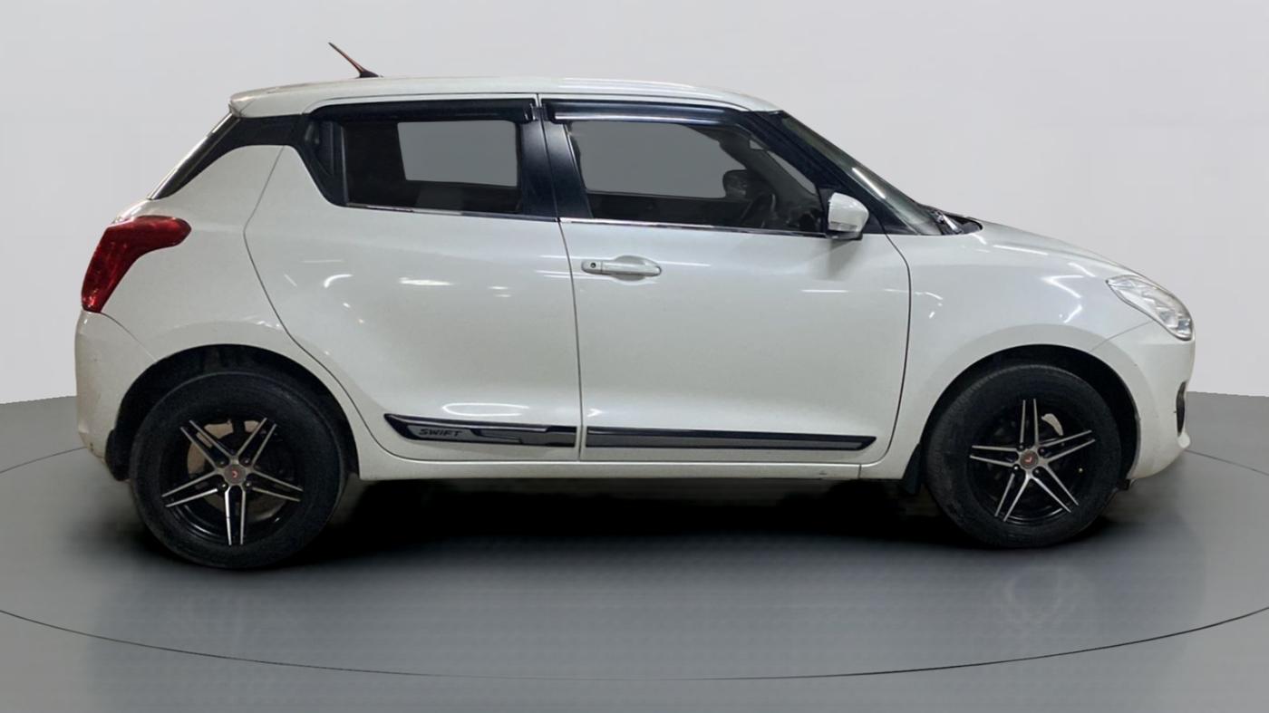 2018 Maruti Swift VXI, Petrol, Manual, 57,086 km, Right Side View