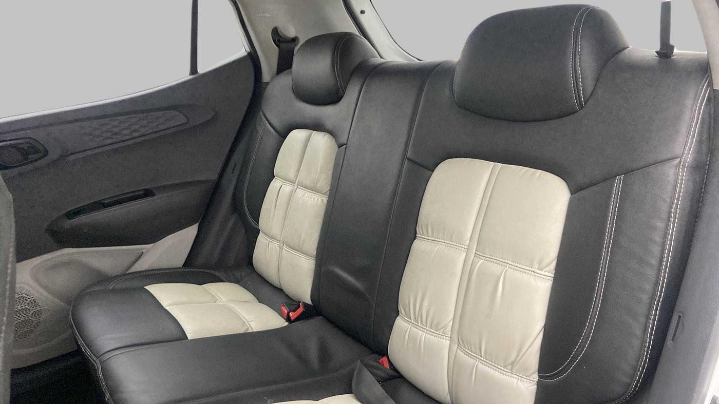 2021 Hyundai GRAND I10 NIOS MAGNA 1.2 KAPPA VTVT CNG, CNG, Manual, 50,380 km, Right Side Rear Door Cabin
