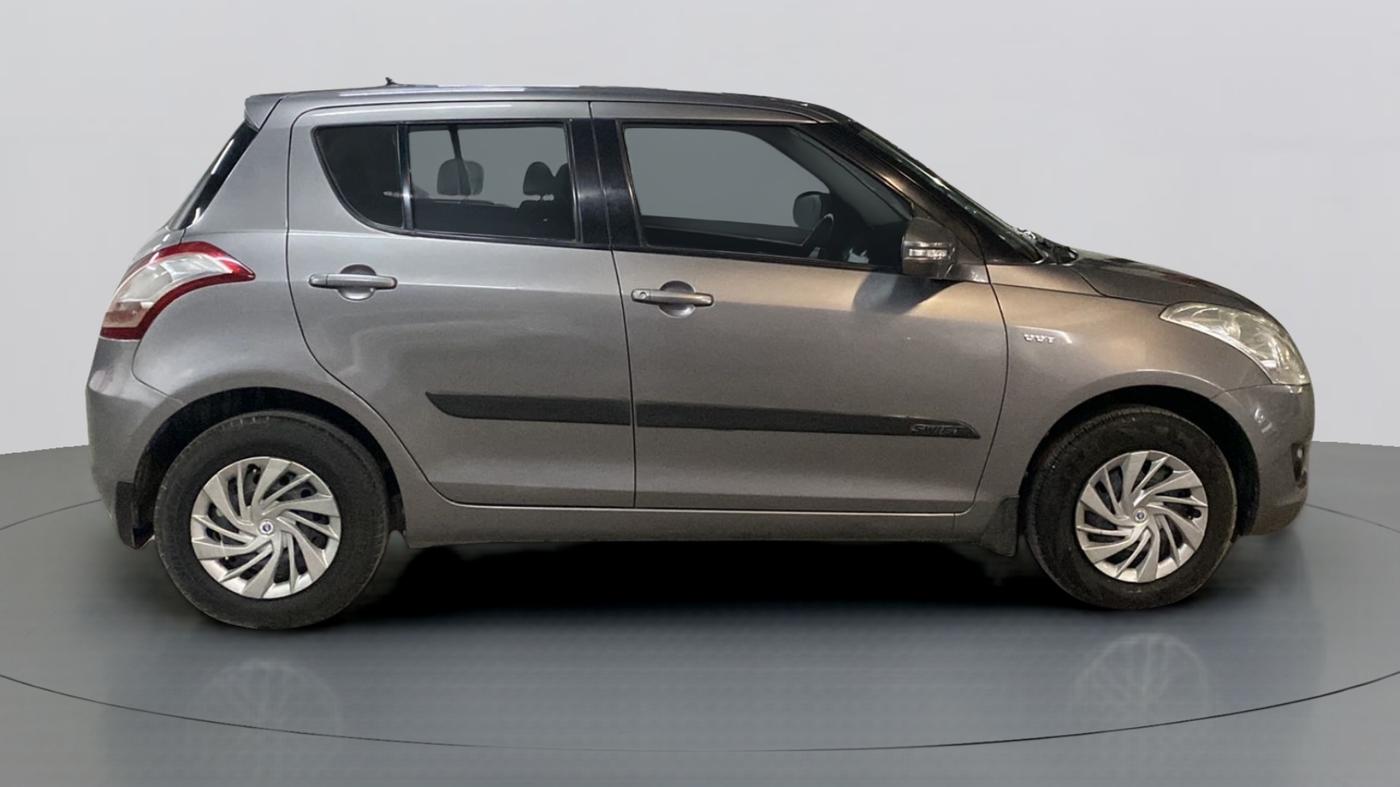 2013 Maruti Swift VXI, Petrol, Manual, 72,437 km, Right Side View