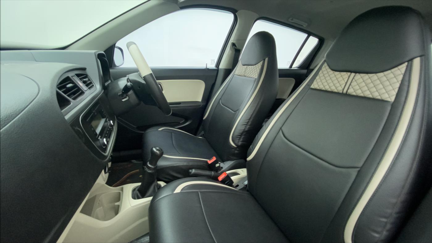 2020 Maruti Alto VXI, Petrol, Manual, 28,867 km, Right Side Front Door Cabin