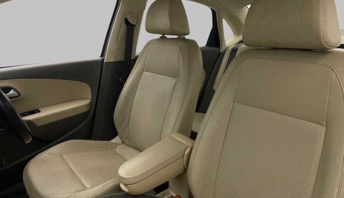 2015 Volkswagen Vento HIGHLINE PETROL AT, Petrol, Automatic, 80,629 km, Right Side Front Door Cabin