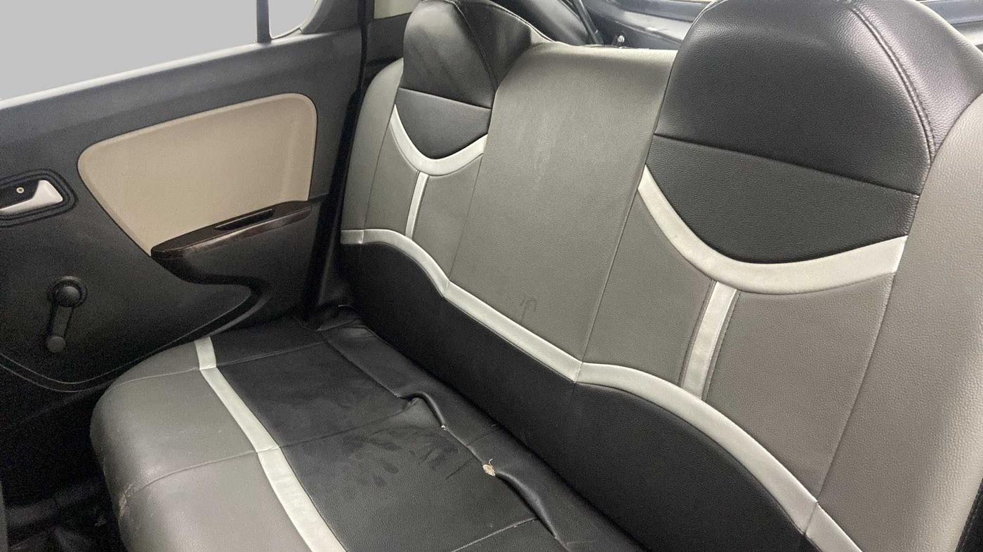 2021 Maruti Alto LXI CNG, CNG, Manual, 32,177 km, Right Side Rear Door Cabin