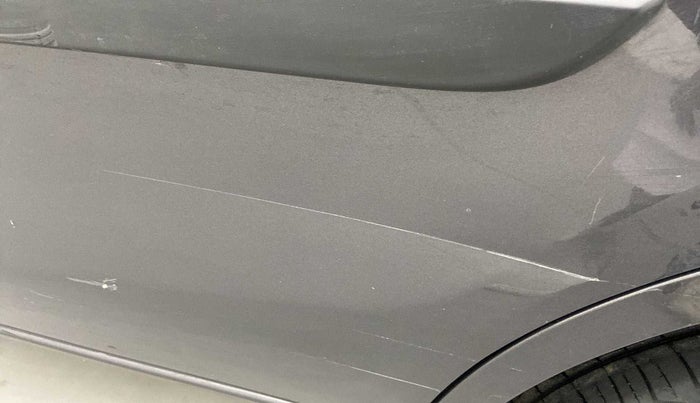 2021 Maruti Alto LXI CNG, CNG, Manual, 32,177 km, Rear left door - Minor scratches