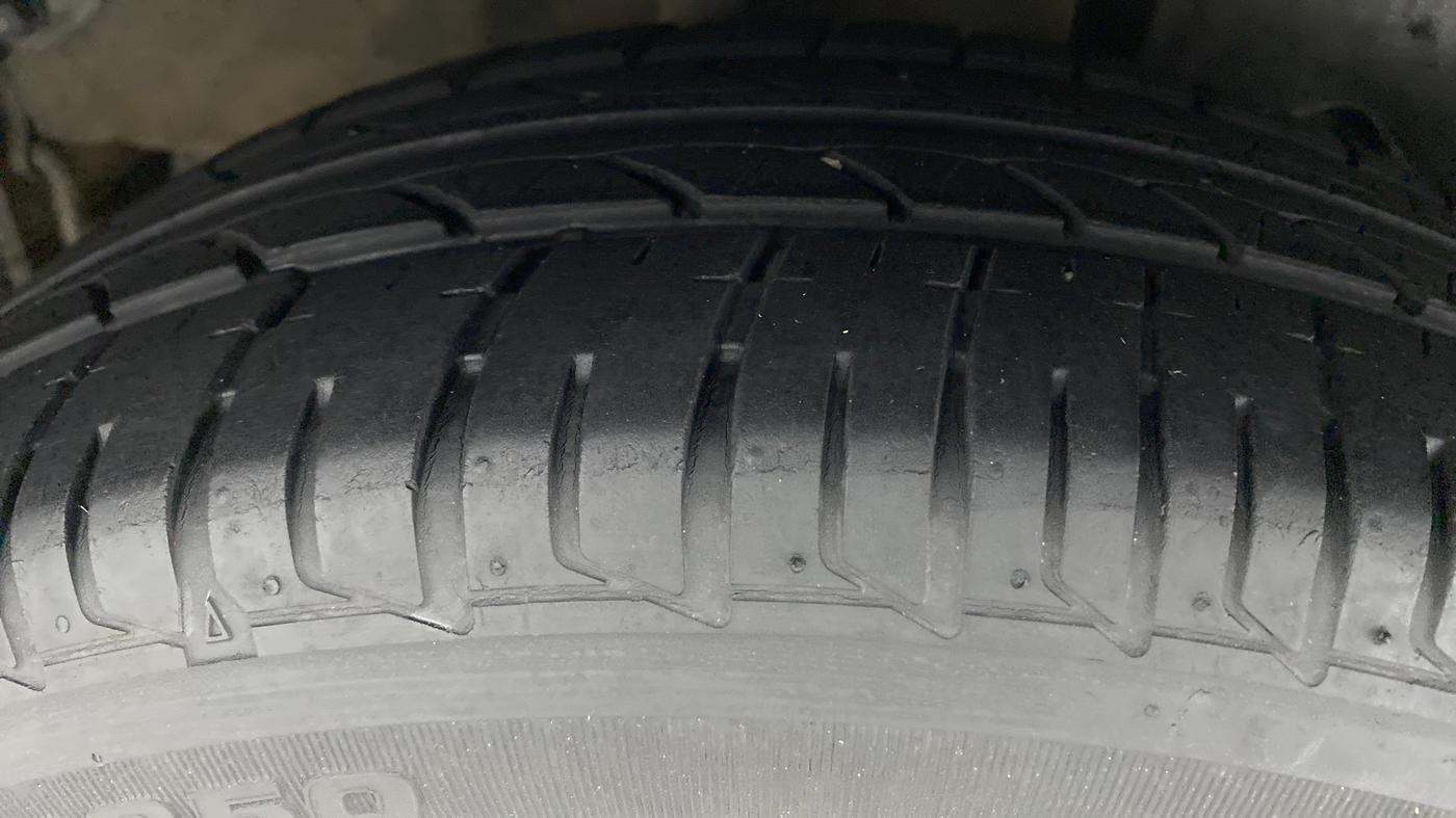 2017 Tata Tiago XZA PETROL, Petrol, Automatic, 30,340 km, Right Rear Tyre Tread