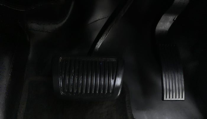 2022 Hyundai GRAND I10 NIOS ASTA AMT 1.2 KAPPA VTVT, Petrol, Automatic, 1,841 km, Pedals
