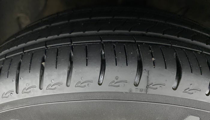 2022 Hyundai GRAND I10 NIOS ASTA AMT 1.2 KAPPA VTVT, Petrol, Automatic, 1,841 km, Left Front Tyre Tread