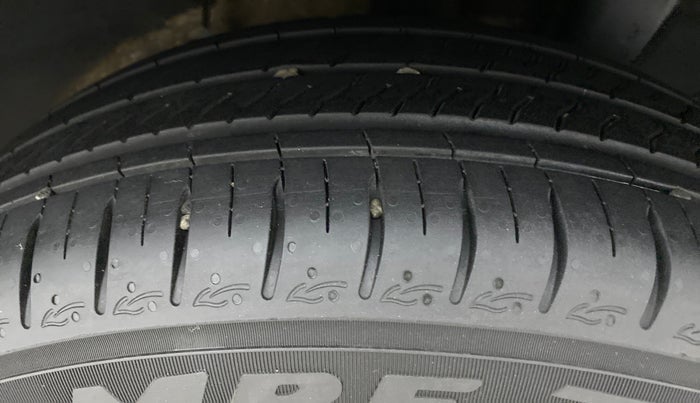 2022 Hyundai GRAND I10 NIOS ASTA AMT 1.2 KAPPA VTVT, Petrol, Automatic, 1,841 km, Left Rear Tyre Tread