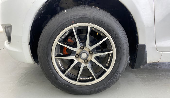 2012 Maruti Swift ZXI, Petrol, Manual, 93,801 km, Left Front Wheel