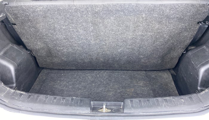 2012 Maruti Swift ZXI, Petrol, Manual, 93,801 km, Boot Inside